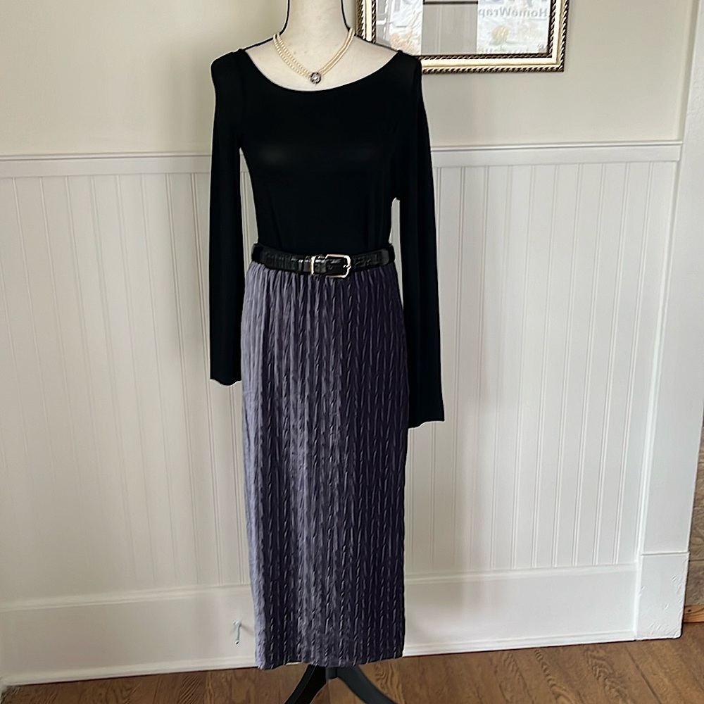 Anthropologie Midi Skirt Crushed VelvetPurple Poly Elastin Blend EUC Sz Sm